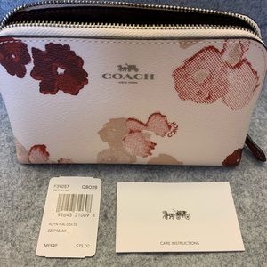 Coach Floral Cosmetic Case NWT💥FINAL PRICE DROP💥